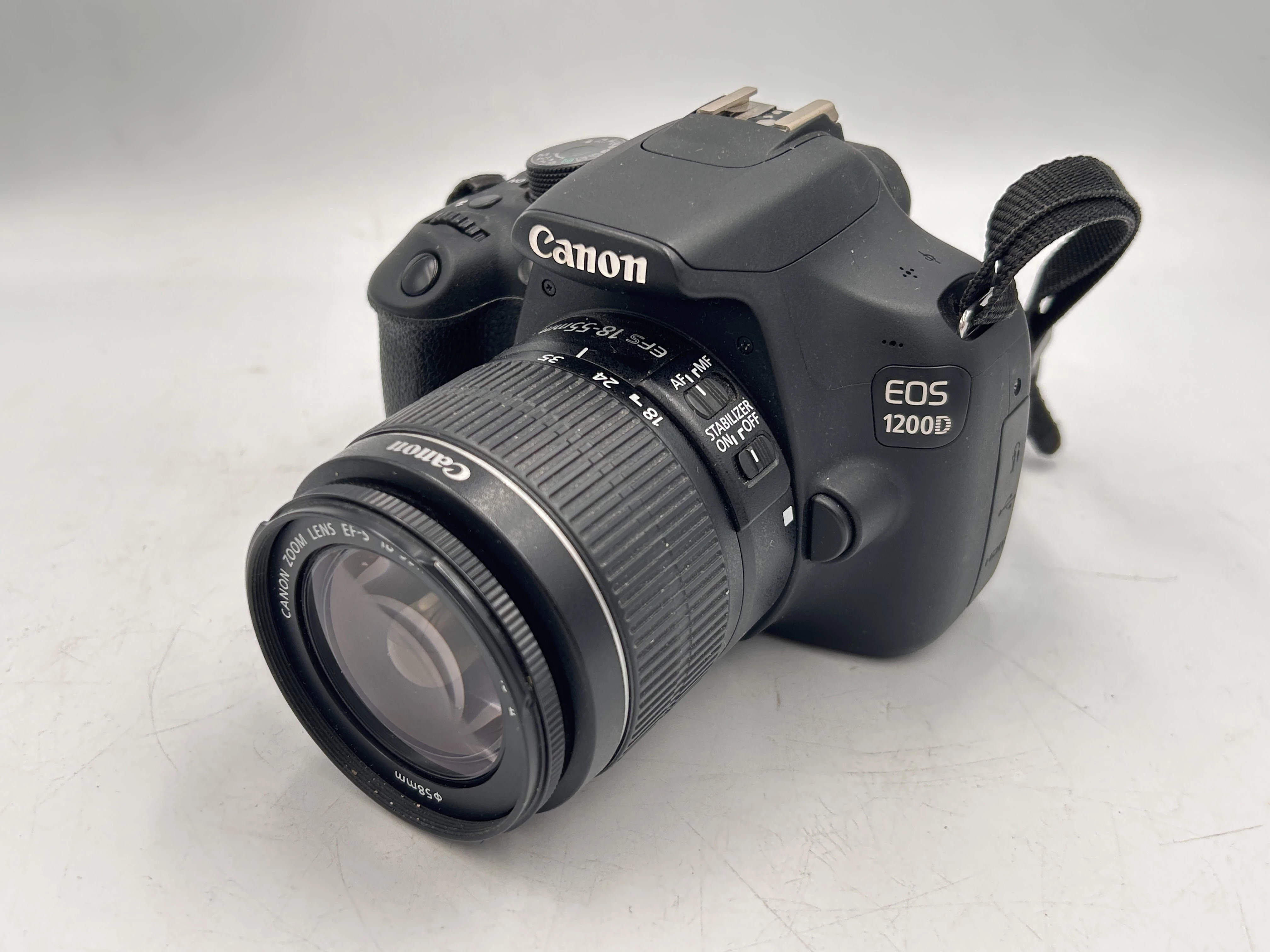 aparat-canon-eos-1200d-obiektyw-18-55mm-stan-uzywany