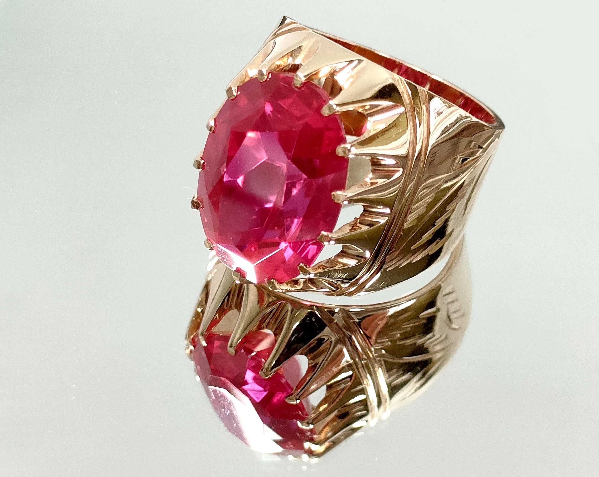 zloty-pierscionek-z-kamieniem-1046g-583-r12-stan-11323-2