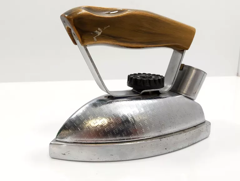 zelazko-turystyczne-prl-typ-p-4-product-id