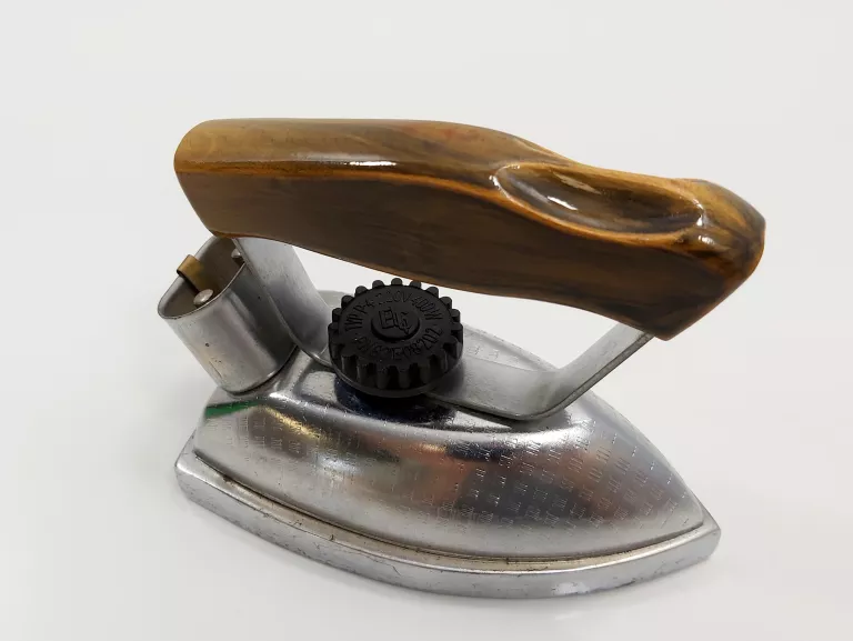 zelazko-turystyczne-prl-typ-p-4-product-id