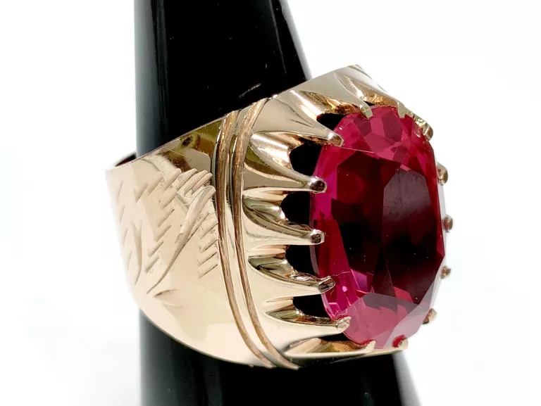 zloty-pierscionek-z-kamieniem-1046g-583-r12-lipowa-45-bialystok-sj