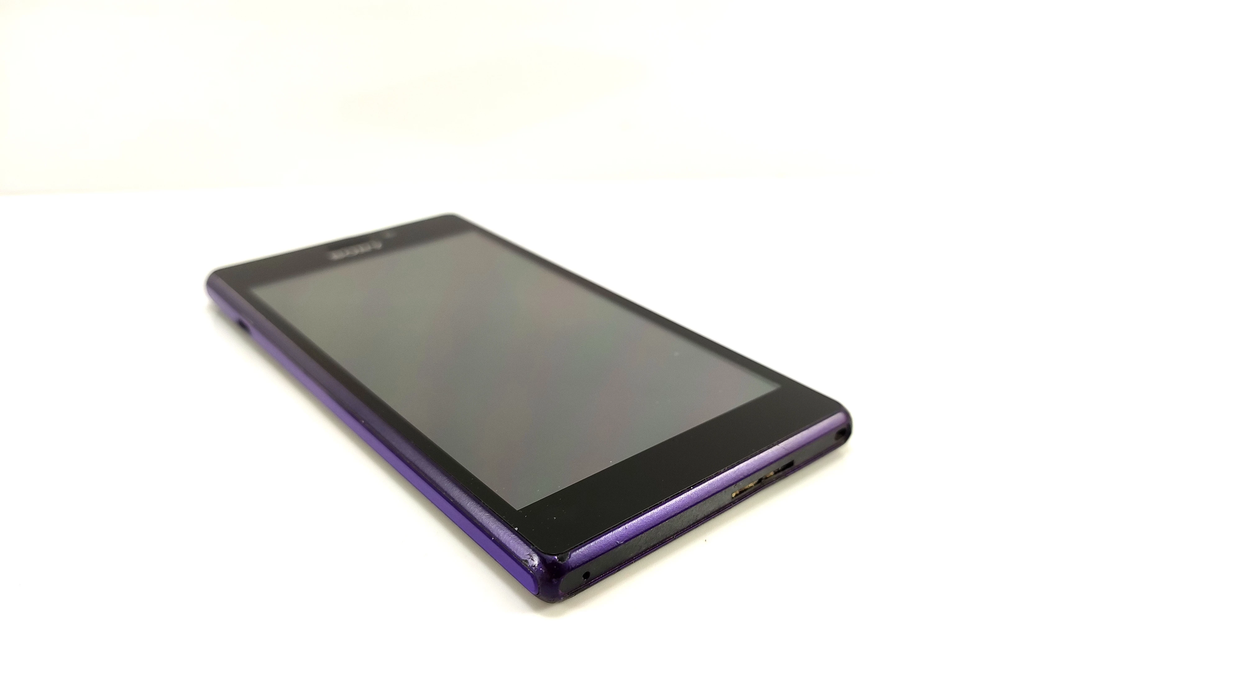 telefon-sony-xperia-m2-lte-d2303-nie-laduje-przekatna-ekranu-480