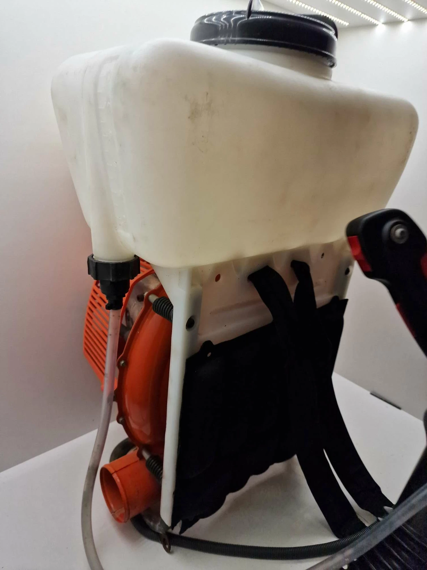 opryskiwacz-plecakowy-spalinowy-oleo-mac-mb-800-kod-producenta-365280020e2c