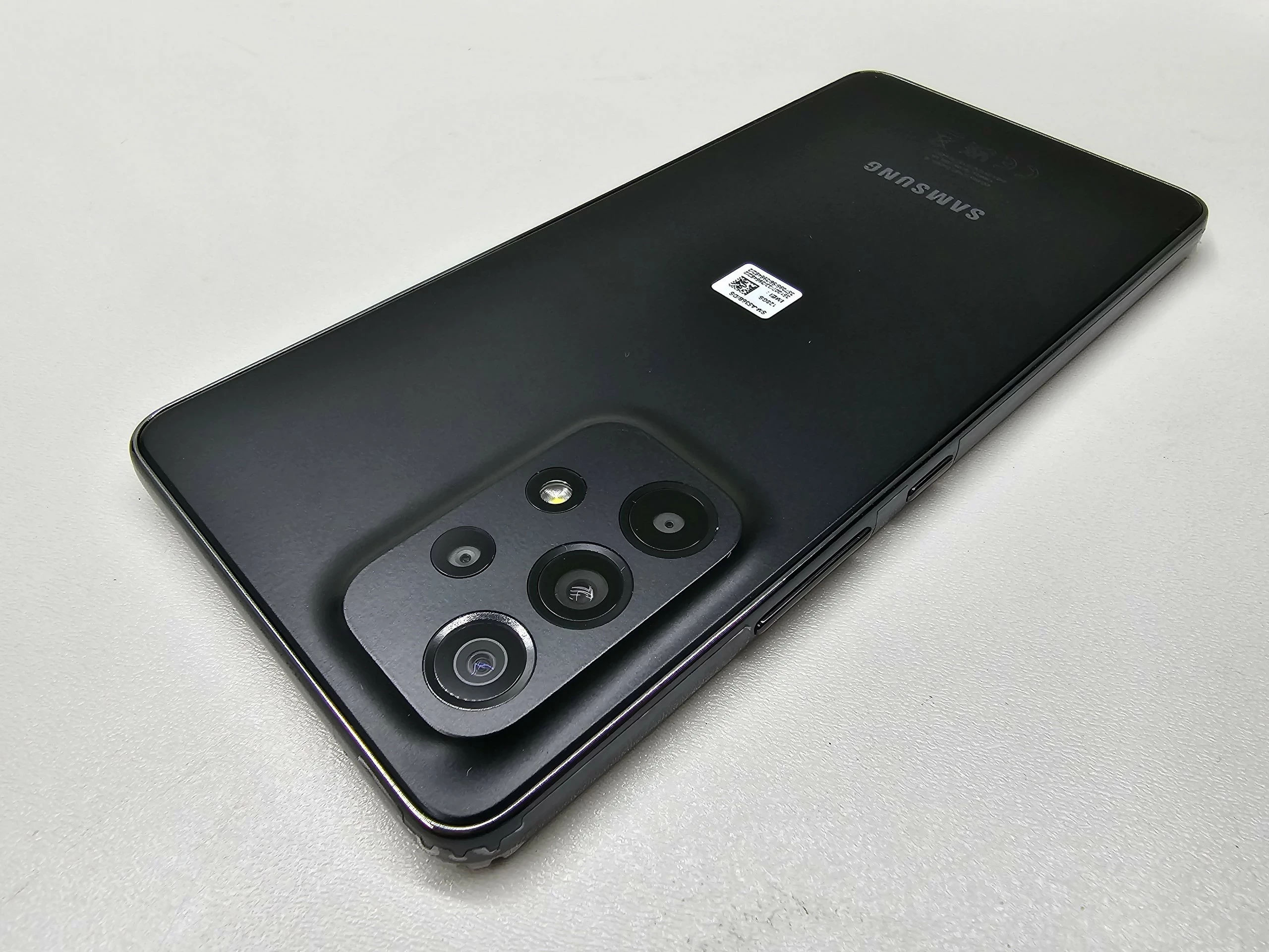 samsung-galaxy-a53-5g-wbudowana-pamiec-128-gb