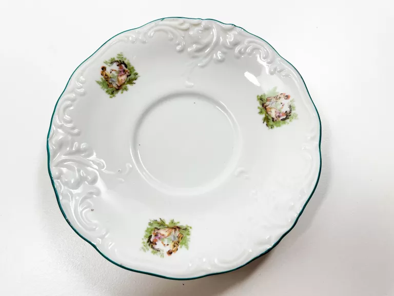 ZESTAW PORCELANY WALBRZYCH 6 FILIŻANEK