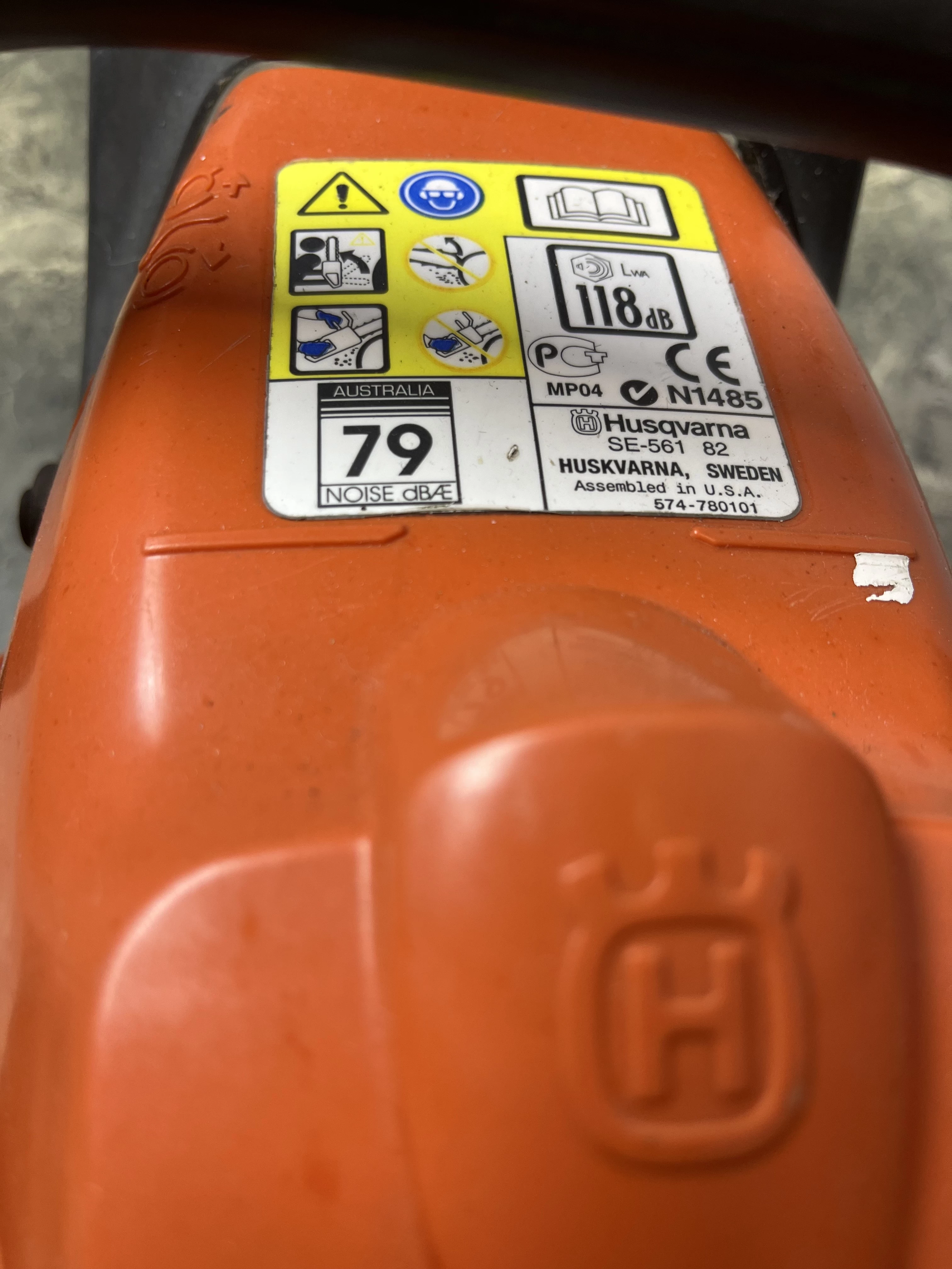 pila-spalinowa-husqvarna-236-stan-uzywany