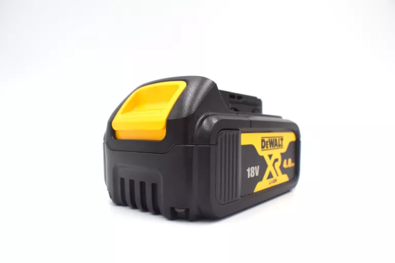 AKUMULATOR DEWALT 18V 4 AH XR LI-ION DCB182 2022 | Akumulatory do ...