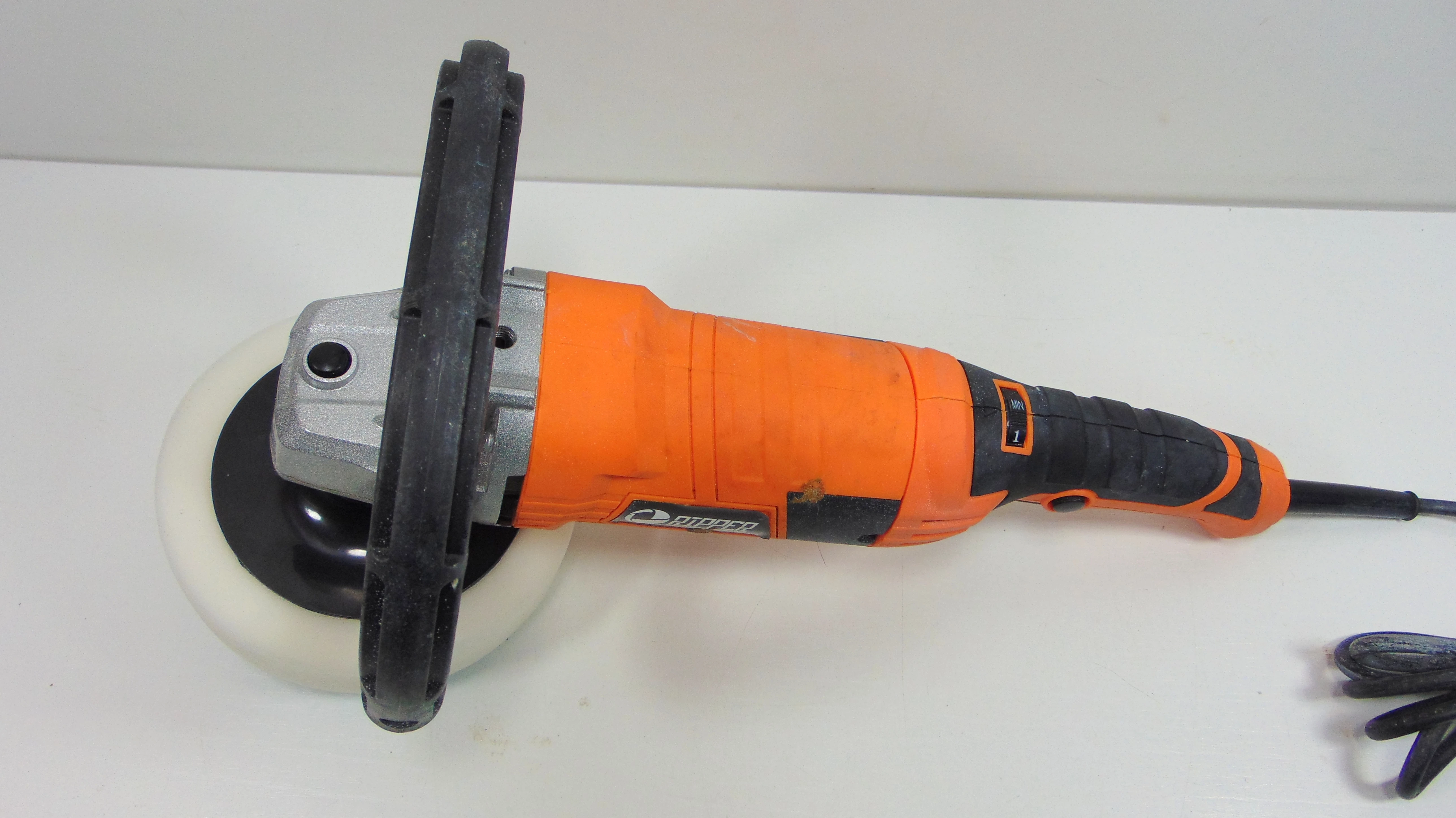 polerka-samochodowa-ripper-m80498-gabka-bn-zamkowa-16-lubawa