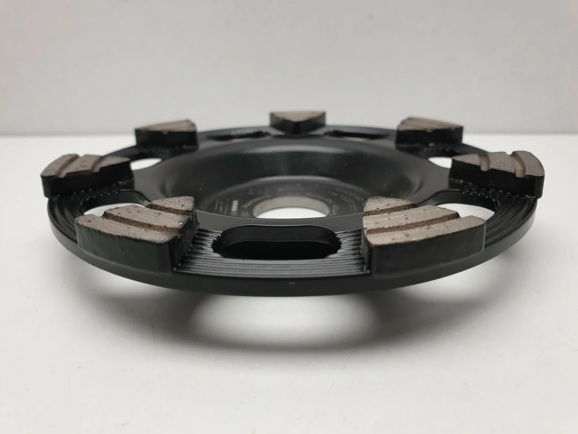 tarcza-diamentowa-garnkowa-hilti-2238570-125x222-rodzaj-tarczy-polerska