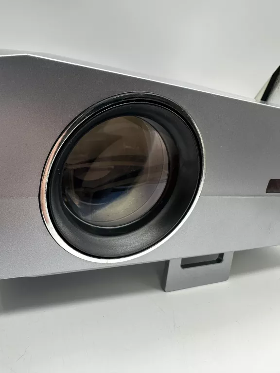 PROJEKTOR LED VIVIBRIGHT F40 1080P Z POKROWCEM