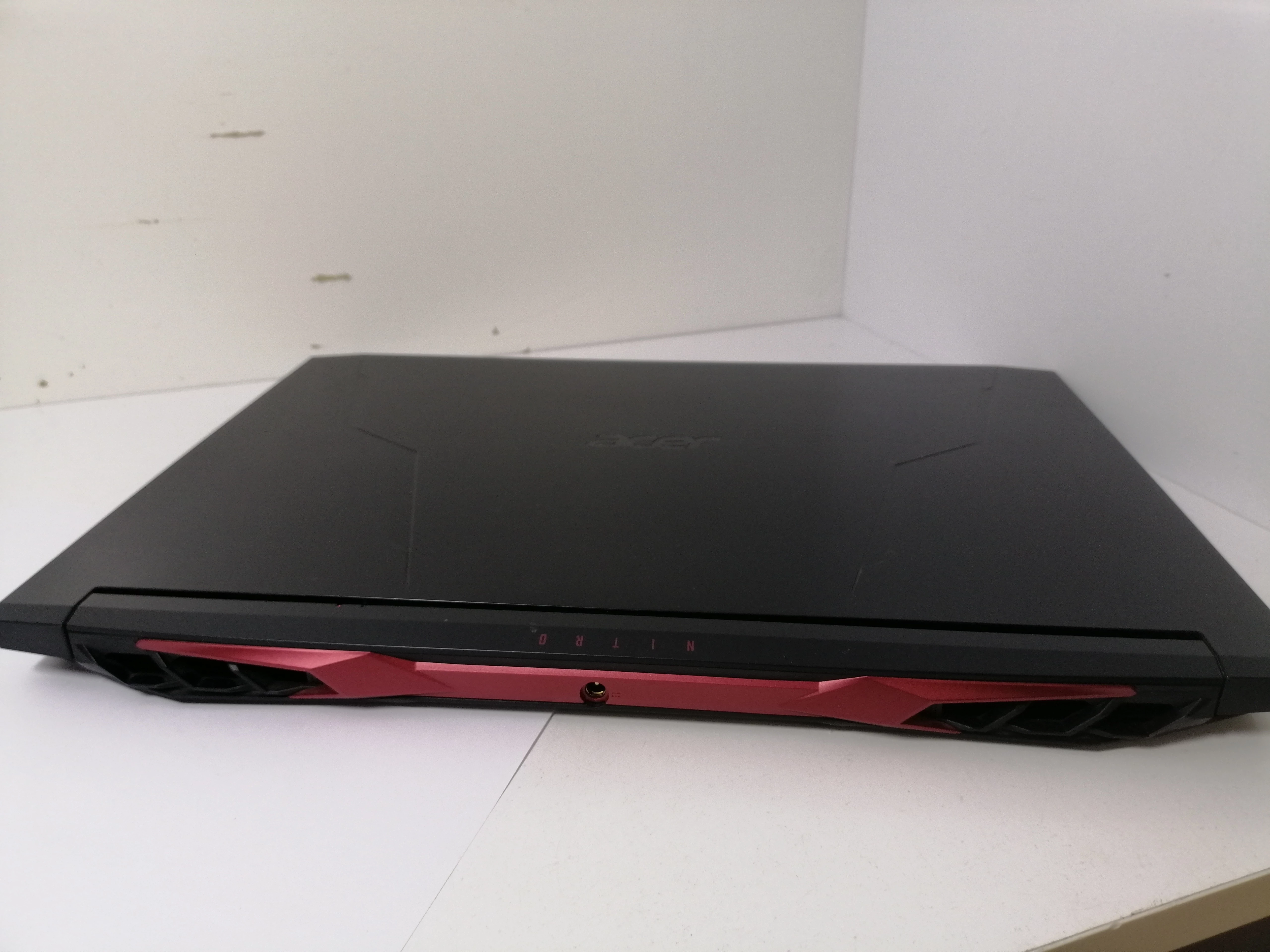 laptop-acer-nitro-5-an-517-41-r9b5-typ-dysku-twardego-ssd