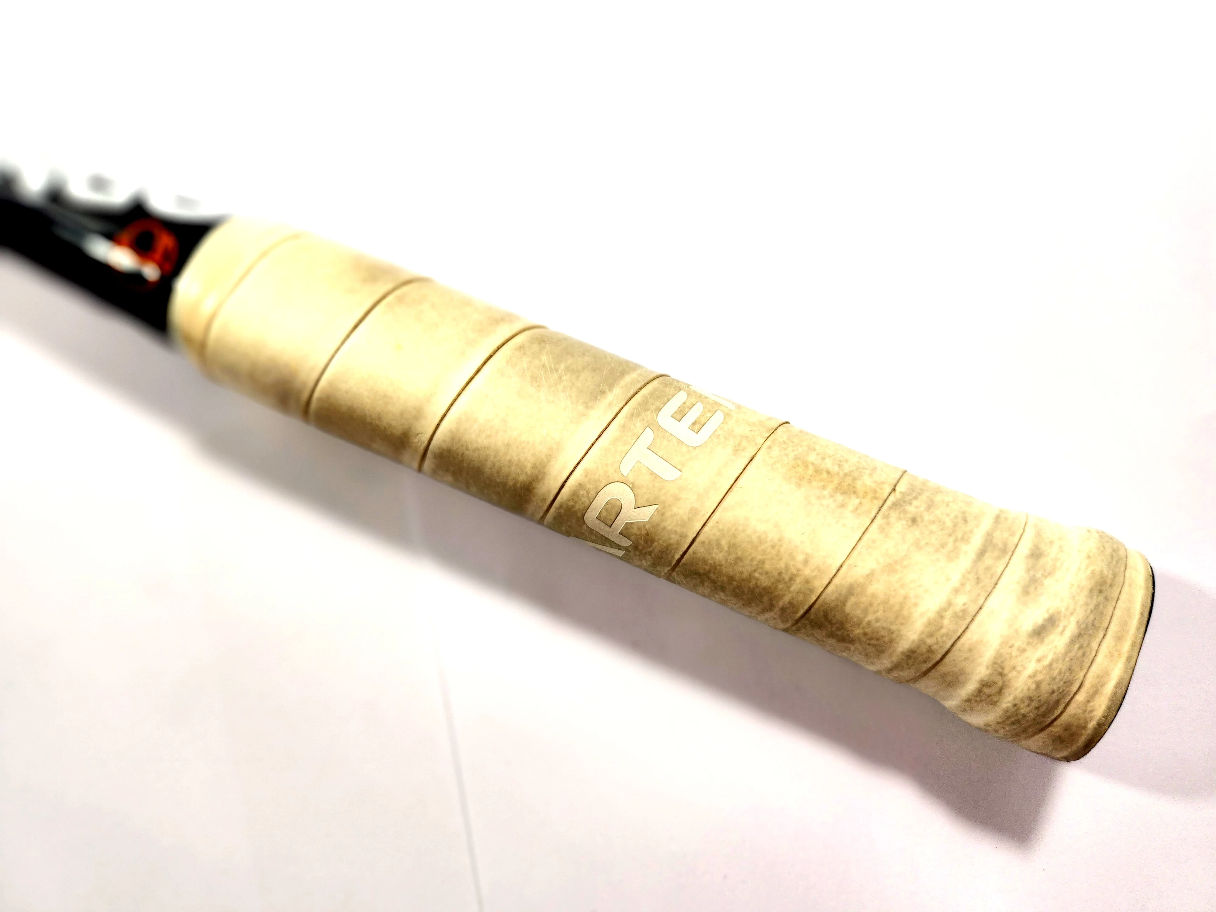 rakieta-artengo-sr-800-full-graphite-material-inne