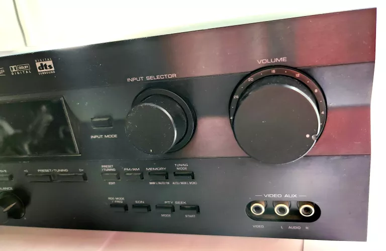 AMPLITUNER YAMAHA RX-V496RDS + PILOT