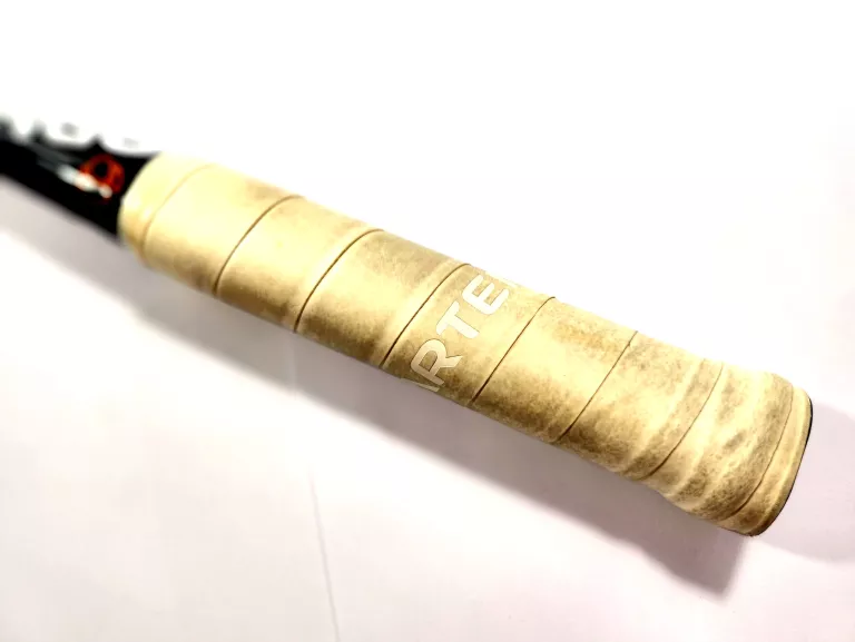 rakieta-artengo-sr-800-full-graphite-material-inne