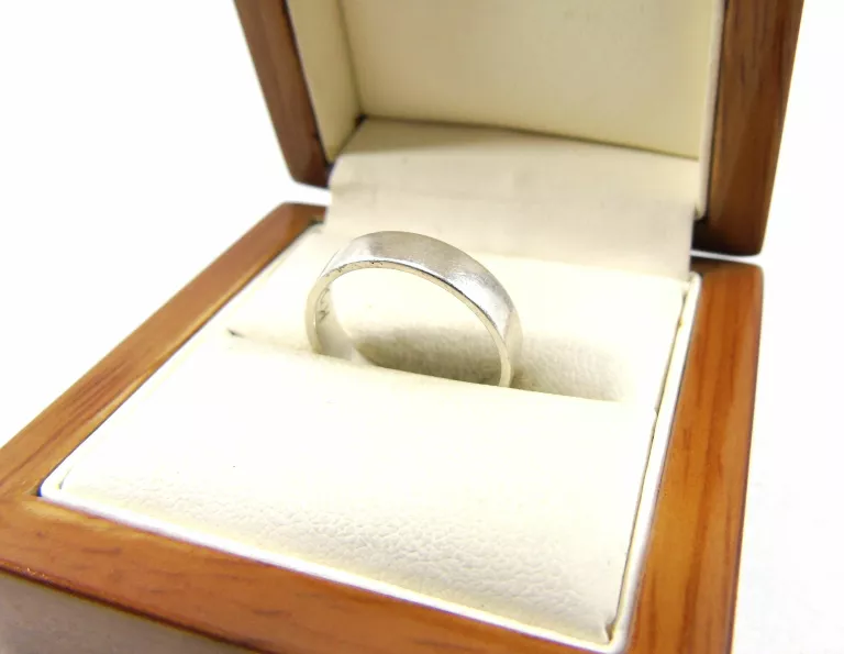 ciekawa-srebrna-obraczka-grawer-pr925-r14-plac-wolnosci-6-zuromin