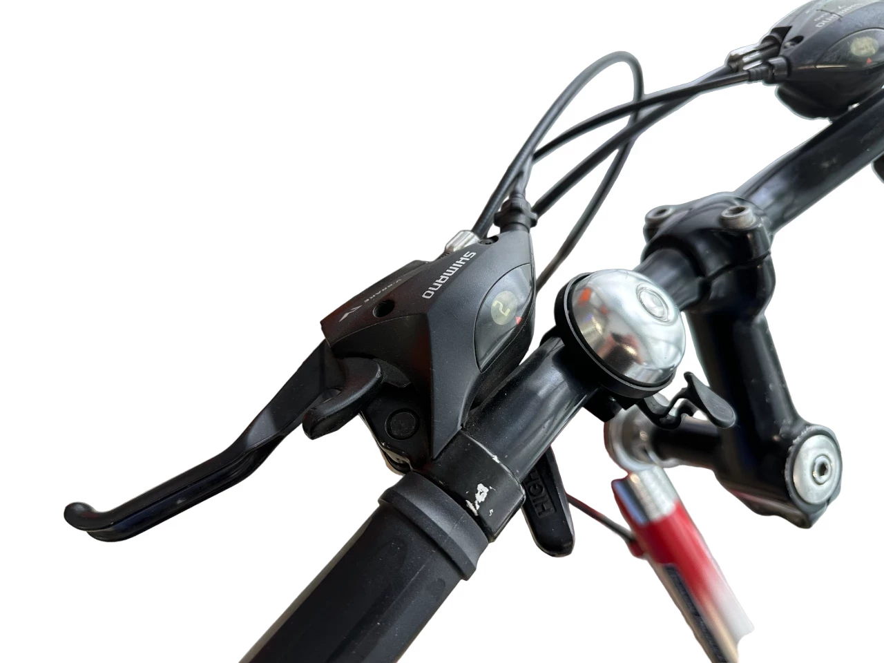 rower-ariston-srebrno-czerwony-stan-uzywany