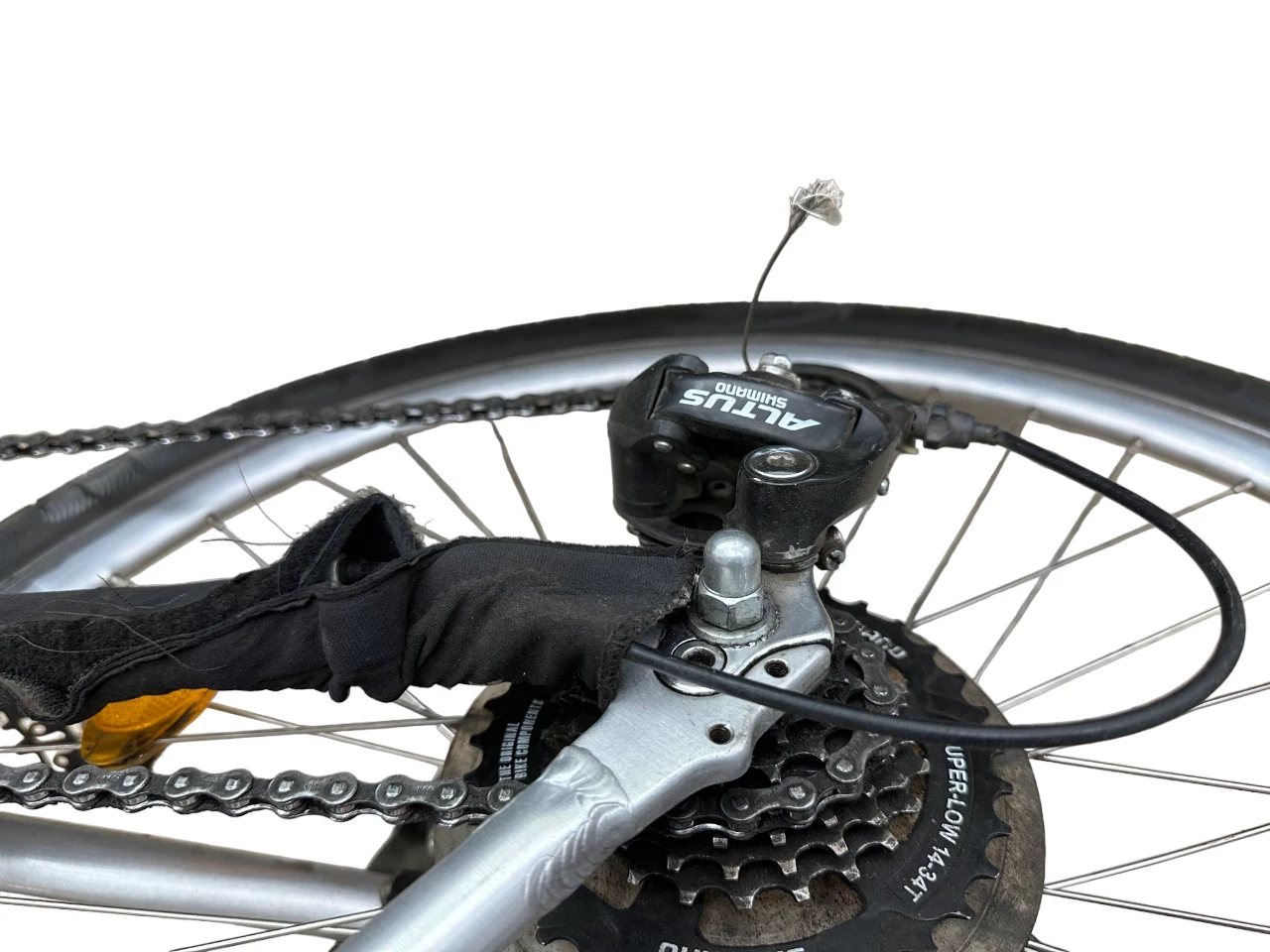 rower-ariston-srebrno-czerwony-rozmiar-ramy-20-cali