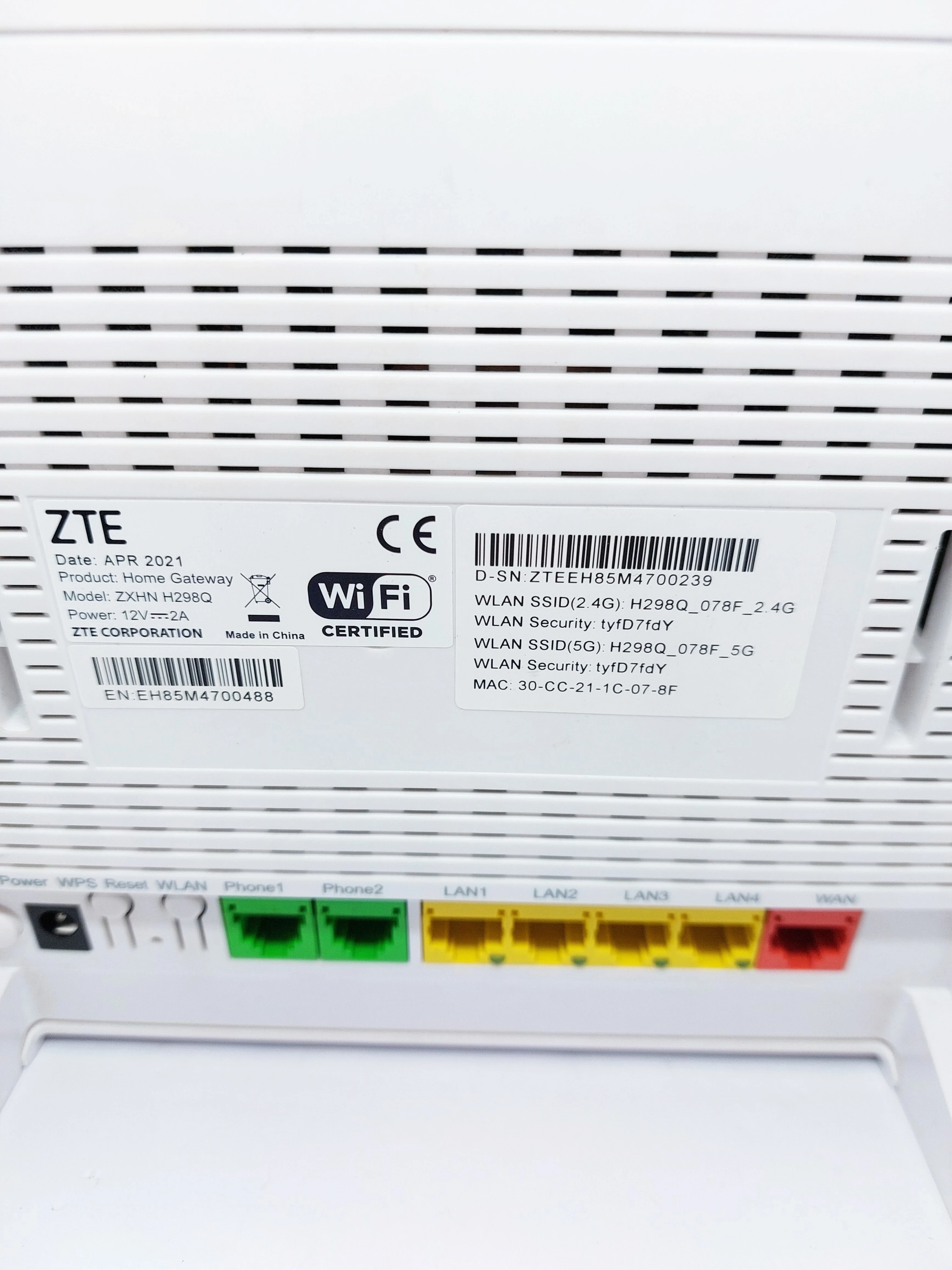 router-zte-zxhn-h298q-liczba-portow-lan-rj-45-4