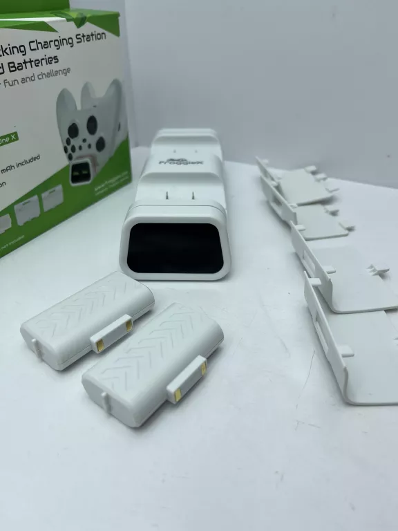 STACJA DOKUJĄCA FROGGIEX FX-XB-C2-W XBOX ONE