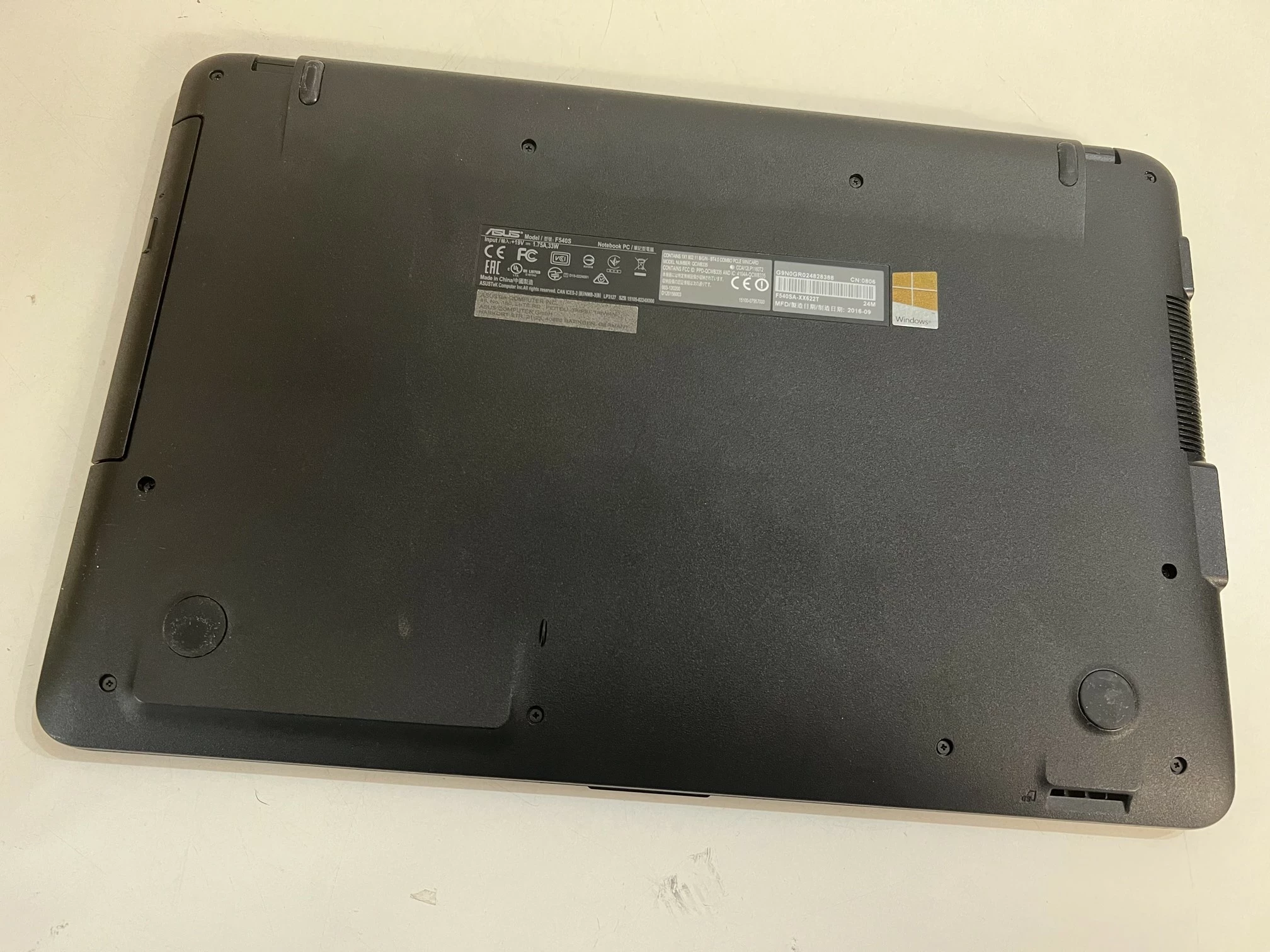 laptop-asus-f540s-4gb1tbzas-typ-dysku-twardego-128550-1