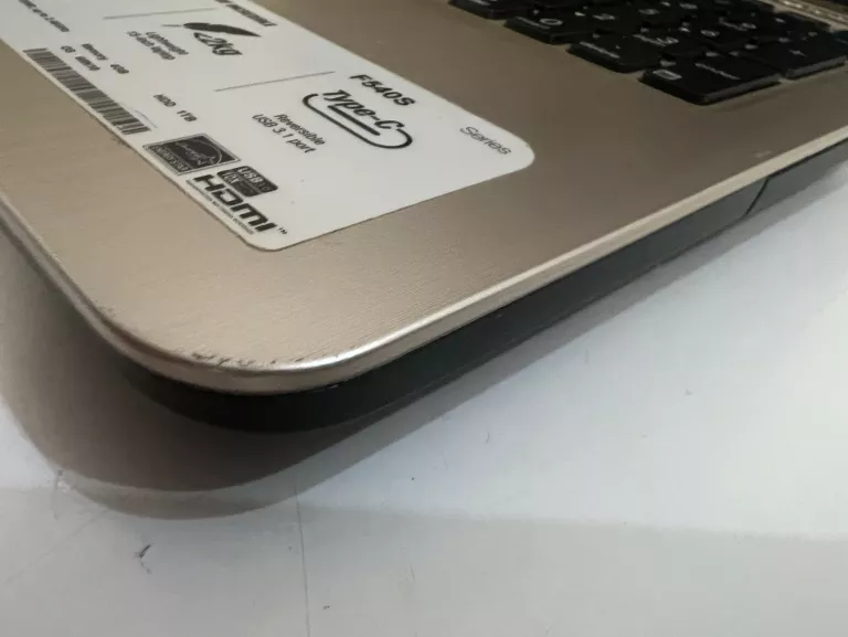 LAPTOP ASUS F540S 4GB/1TB+ZAS