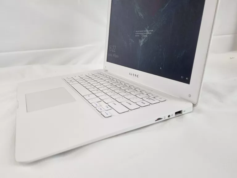 LAPTOP KIANO SLIM NOTE 14,1 Z3735F 2 GB RAM/64 GB