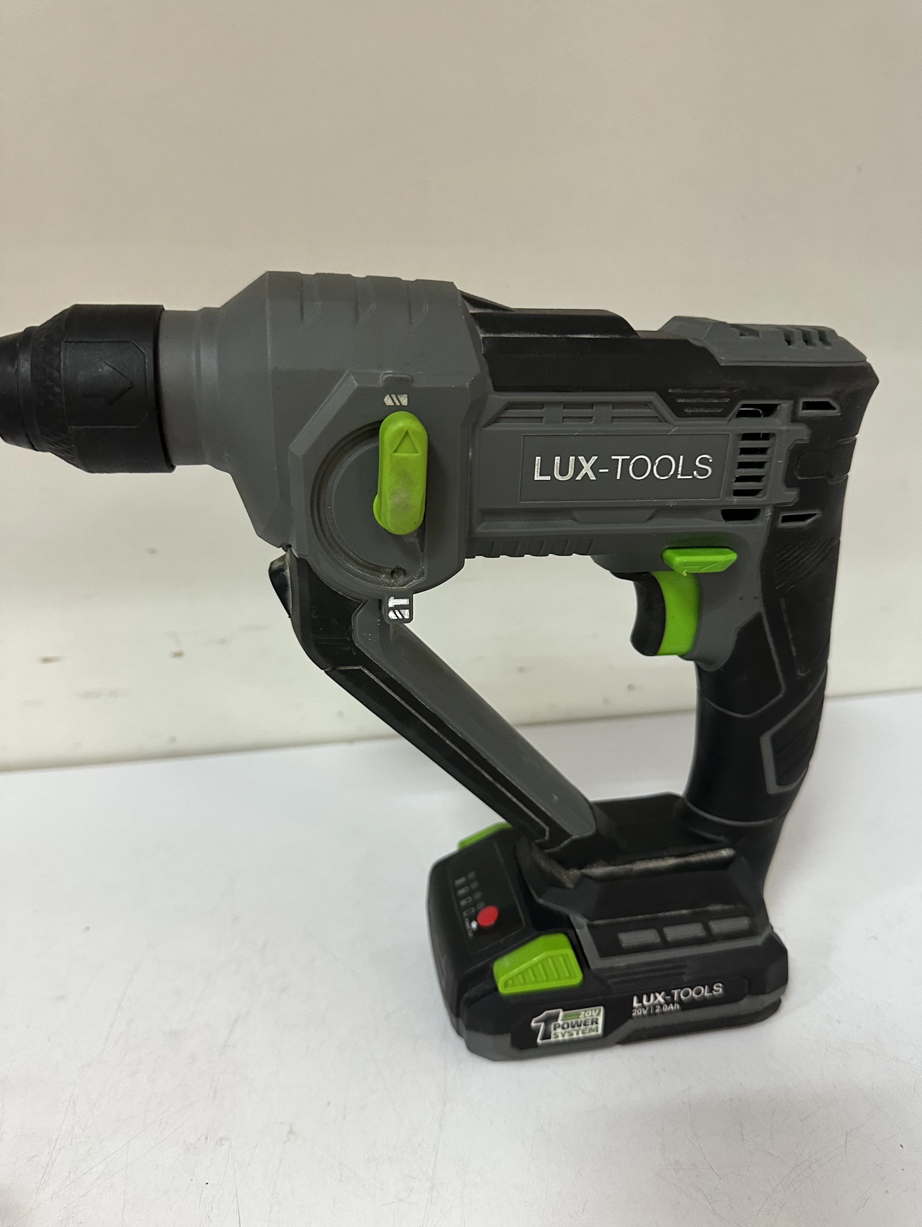 mlotowiertarka-lux-tools-a-bh-20-marka-lux-tools
