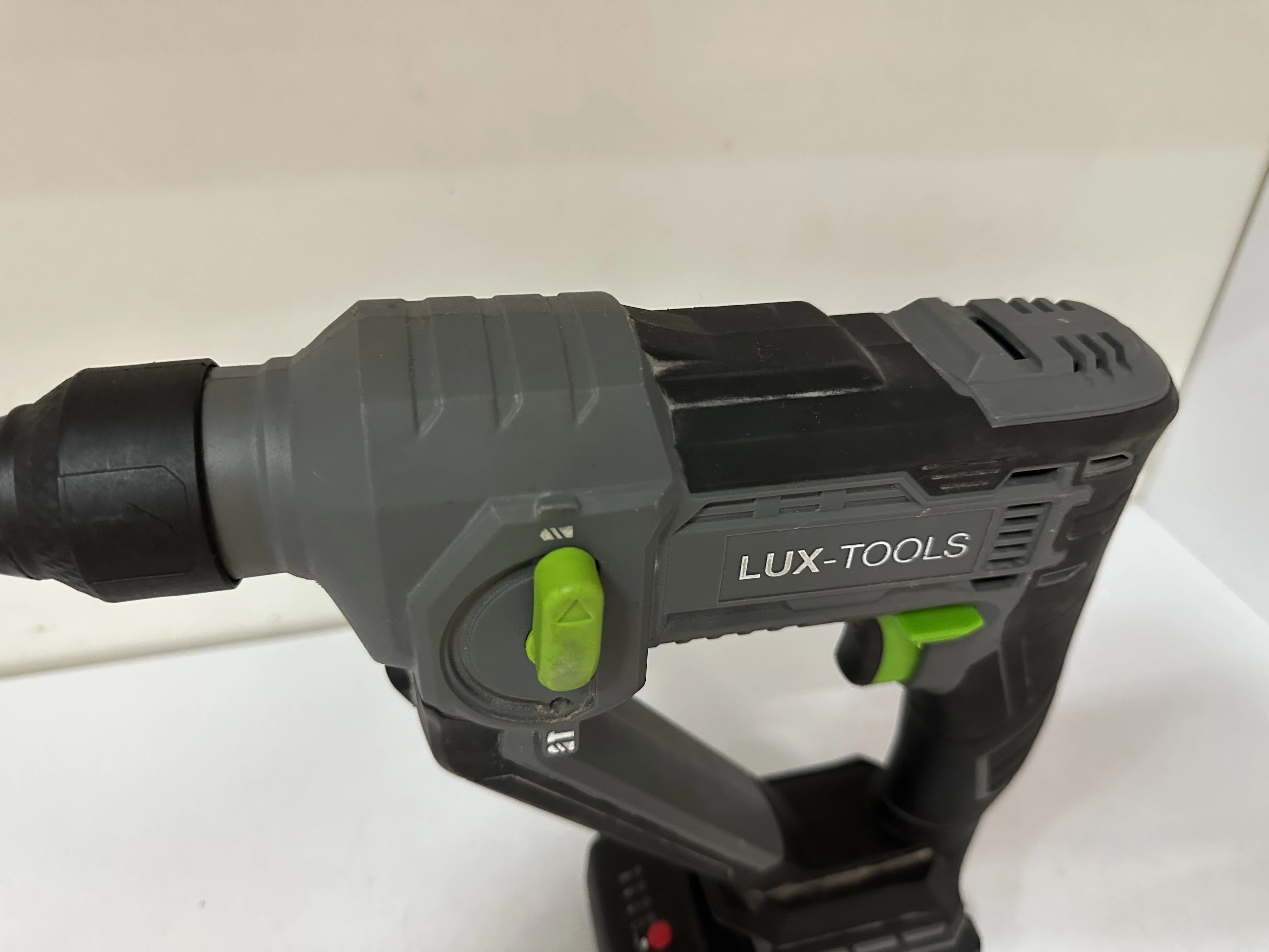 mlotowiertarka-lux-tools-a-bh-20-maksymalna-moc-20