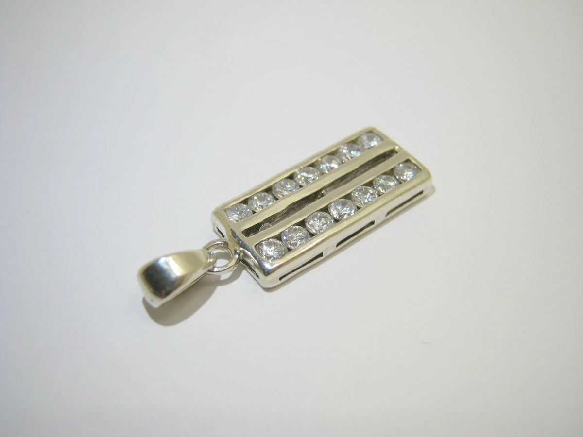 piekna-srebrna-zawieszka-pr-925-253g-rodzaj-wyrob-jubilerski