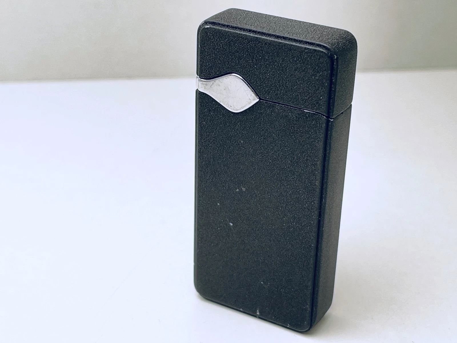 zapalniczka-plazmowa-czarna-rodzaj-na-usb