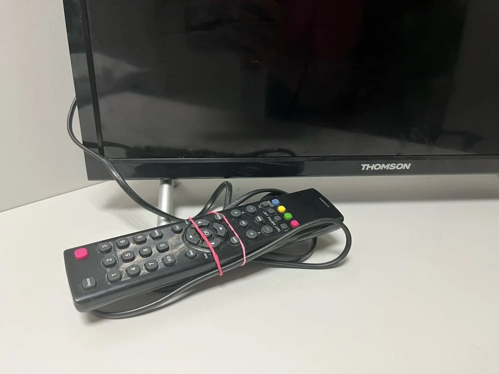 telewizor-thomson-24-24ha4243-pilot-smart-tv-nie