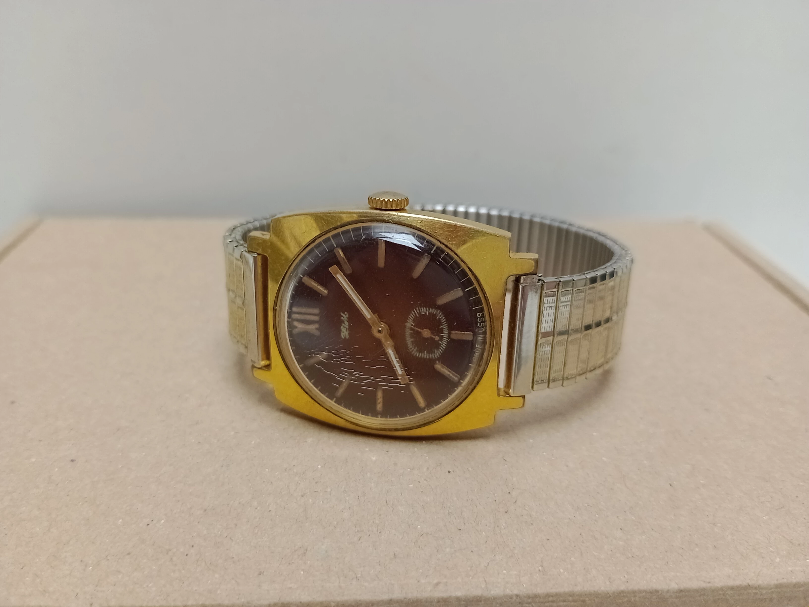 radziecki-zegarek-zim-pozlacany-10-mikronow-marka-inna-marka