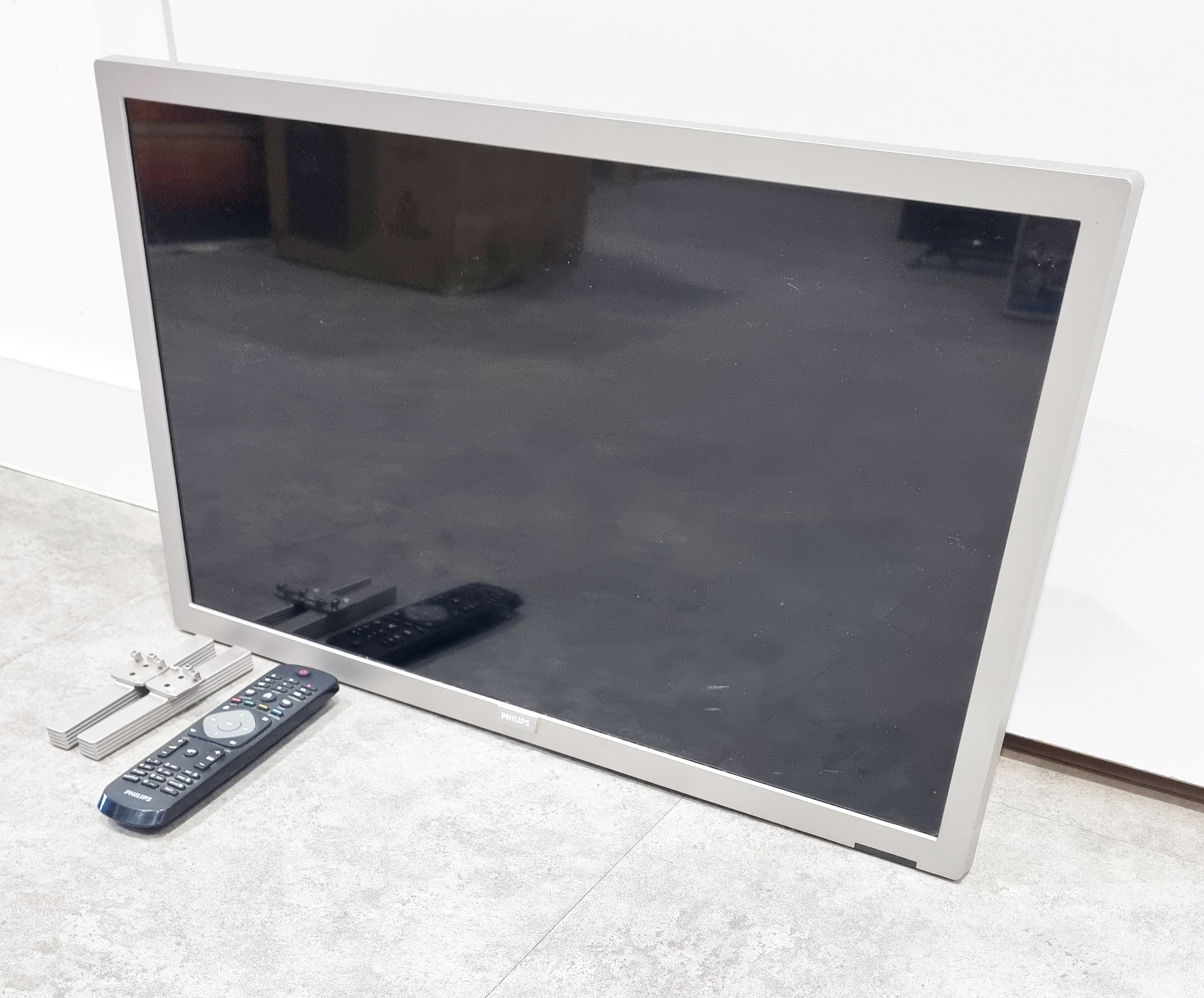 telewizor-philips-24-cale-24pfs5525-marka-philips