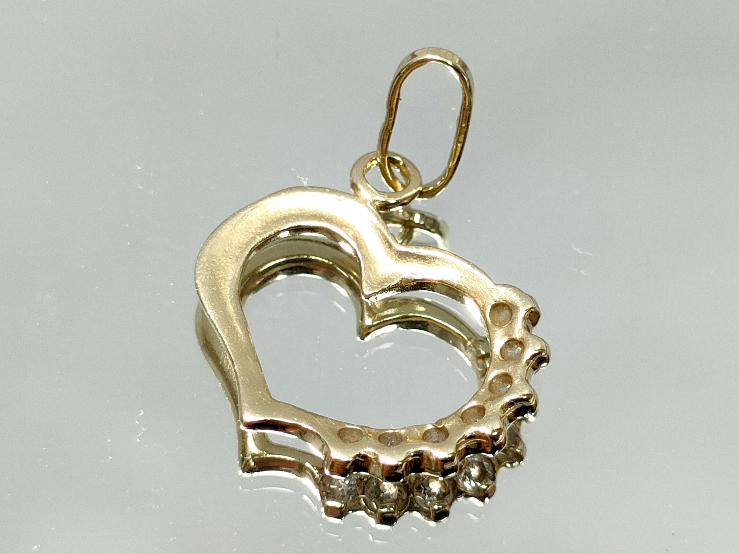 zlota-przewieszka-serduszko-z-cyrkonia-089g-585-stan-11323-2