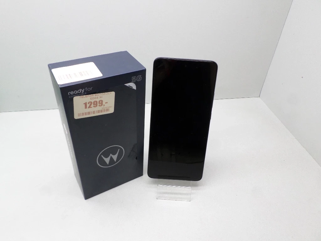 motorola-edge-30-t-mobile-stan-uzywany