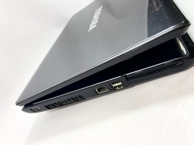 LAPTOP TOSHIBA L300