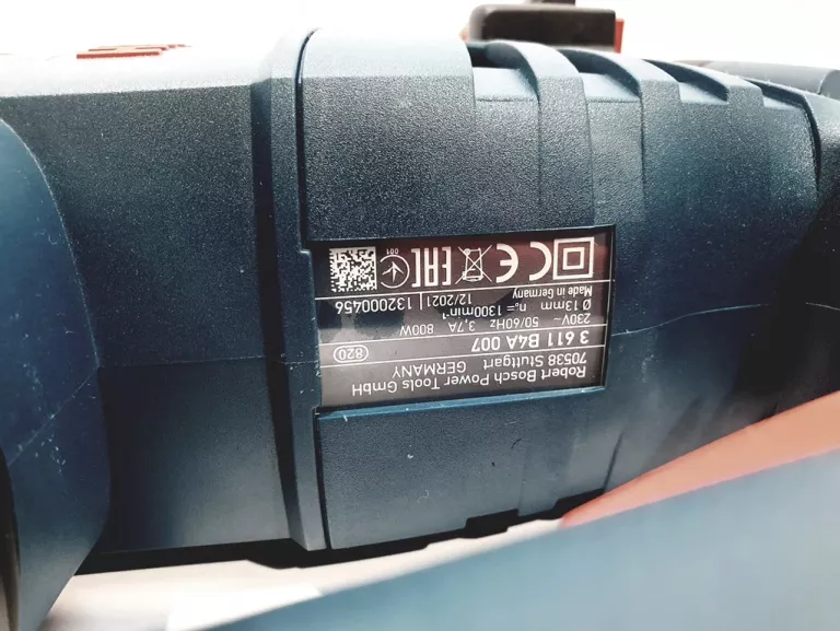 MŁOTOWIERTARKA BOSCH GBH 3000 KOMPLET POWYSTAWOWY