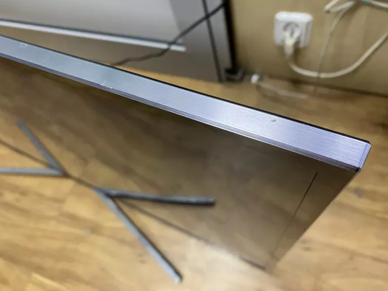TELEWIZOR SAMSUNG UE49KU6400