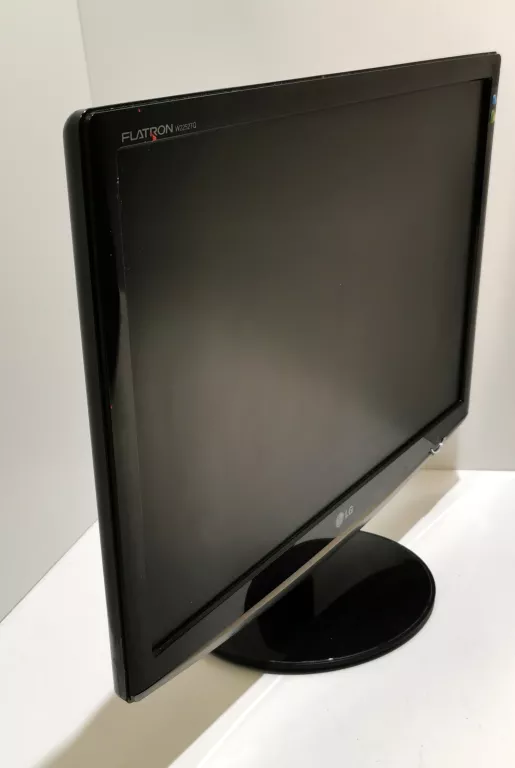 MONITOR LG W2252TQ