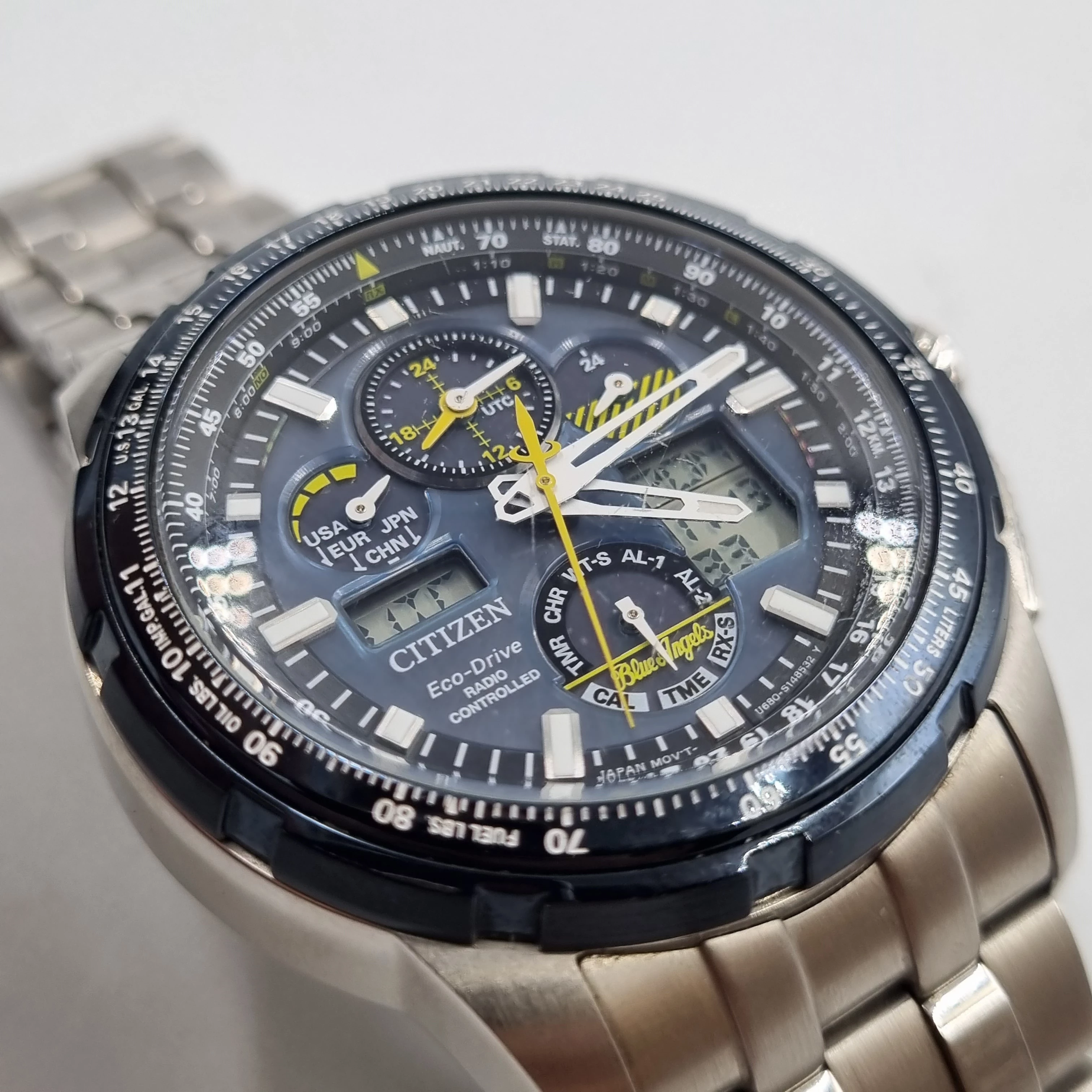 zegarek-citizen-eco-drive-u680-s107326-typ-nareczny