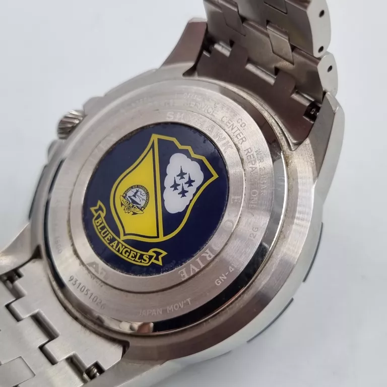 zegarek-citizen-eco-drive-u680-s107326-mechanizm-bateria-sloneczna