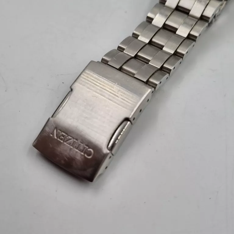ZEGAREK CITIZEN ECO-DRIVE U680-S107326