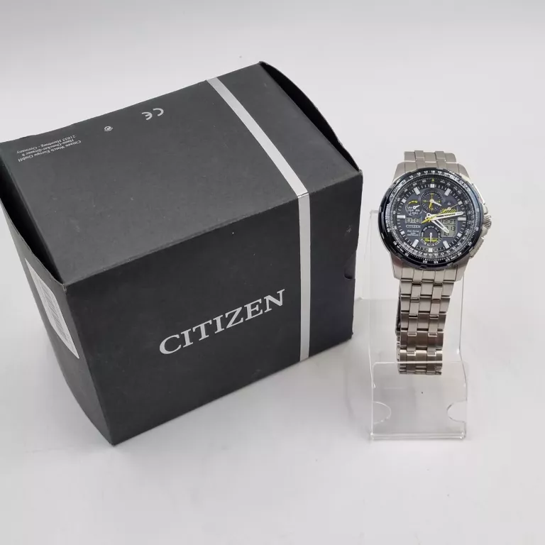 ZEGAREK CITIZEN ECO-DRIVE U680-S107326