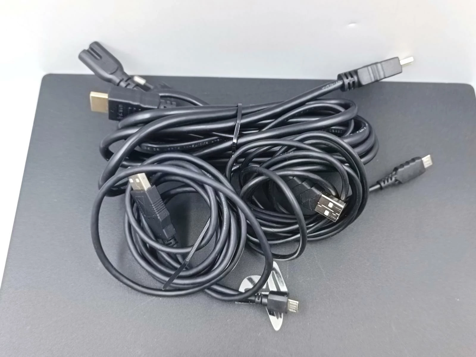 konsola-ps4-pro-cuh-7216b-kolor-czarny