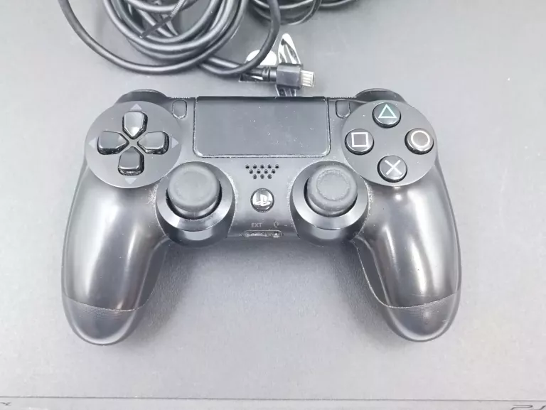 KONSOLA PS4 PRO CUH-7216B