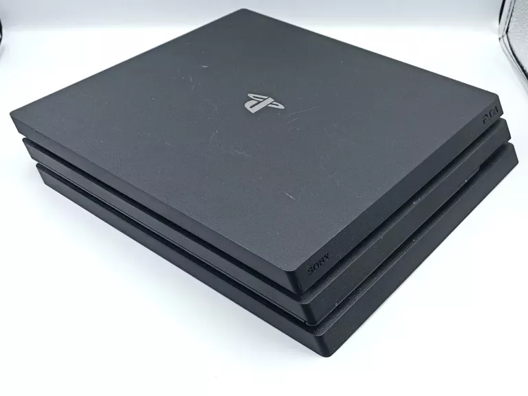 KONSOLA PS4 PRO CUH-7216B
