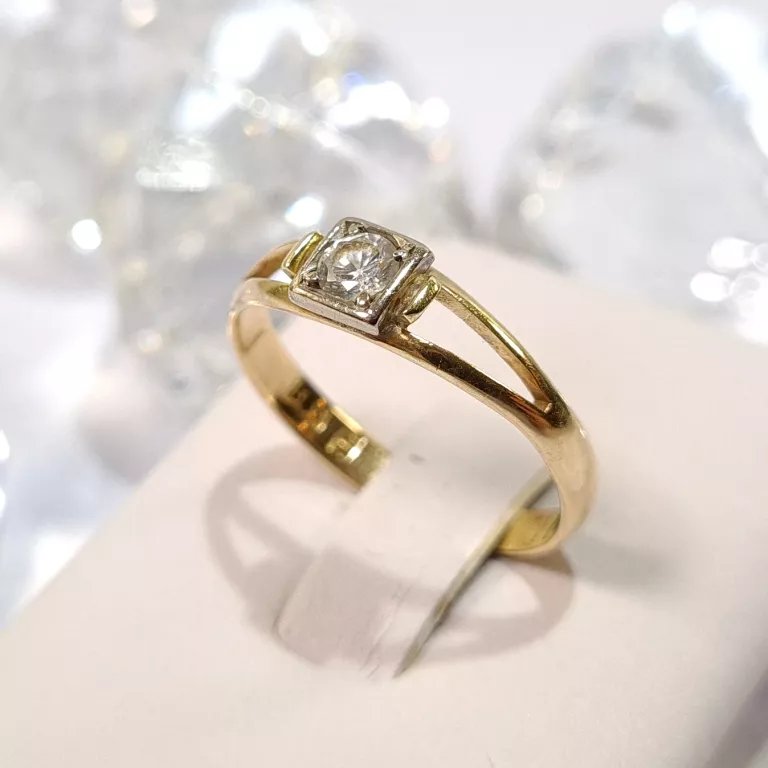 ZŁOTY PIERŚCIONEK Z CYRKONIĄ 585 2,26G R18