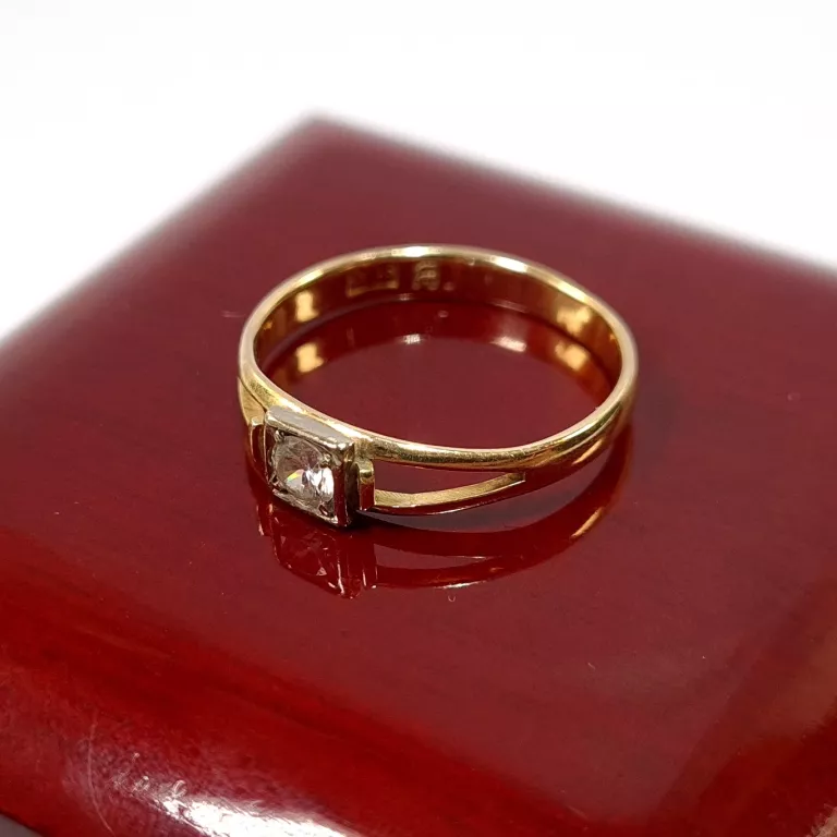 zloty-pierscionek-z-cyrkonia-585-226g-r18-ean-gtin-5903772009019