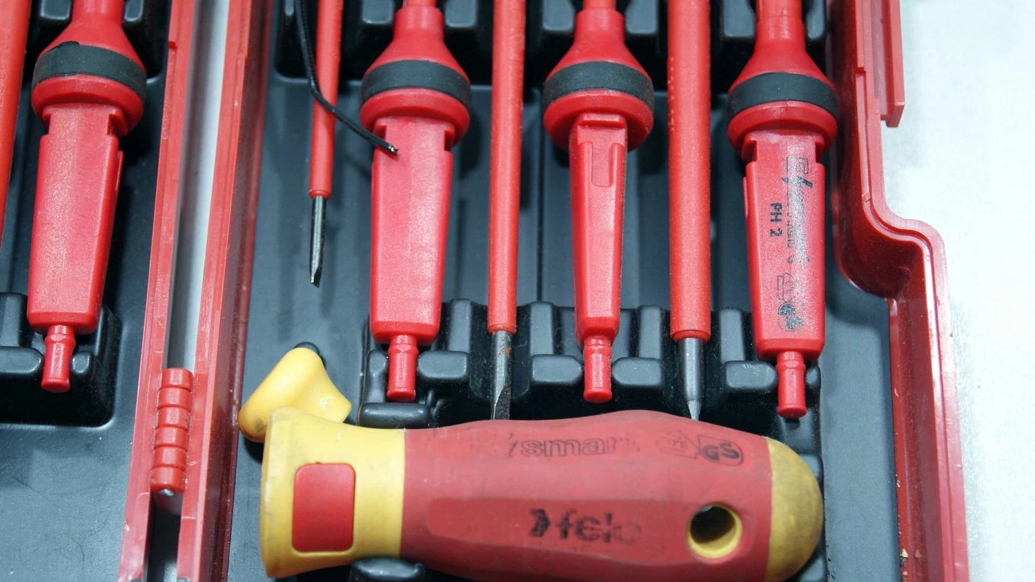 wkretaki-srubokrety-izolowane-14-szt-dla-elektryka-marka-inna