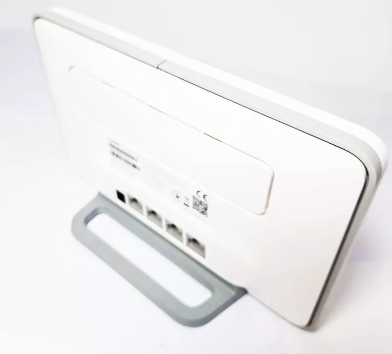 ROUTER HUAWEI 4G CPE 3 LTE KOMPLET